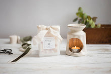 Load image into Gallery viewer, Highland Cow Wax Melts