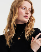 Load image into Gallery viewer, Resting Fawn Gold Chain Necklace