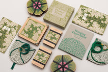 Load image into Gallery viewer, Pocket Flower Press - Forget Me Not