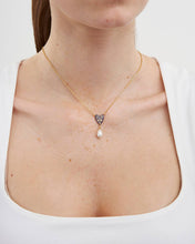 Load image into Gallery viewer, Jasmine Moon Butterfly Pearl Necklace