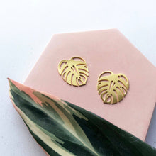 Load image into Gallery viewer, Gold Monstera Stud Earrings