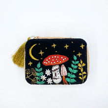 Load image into Gallery viewer, Forage Black Trinket Box