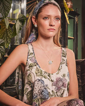 Load image into Gallery viewer, Enamel Hydrangea Necklace Silver