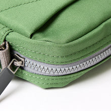 Load image into Gallery viewer, Bond Pocket Crossbody Bag in Artichoke