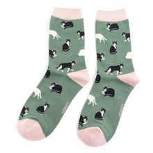 Load image into Gallery viewer, Miss Sparrow Ladies Bamboo Socks Black & White Cats Green
