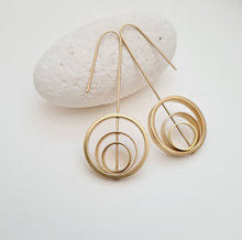 Load image into Gallery viewer, Consta - rings within rings brass earrings
