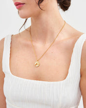 Load image into Gallery viewer, Fox Shadow Guide Necklace