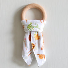 Load image into Gallery viewer, Wooden Teething Ring - Spring
