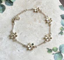 Load image into Gallery viewer, Daisy Chain Bracelet