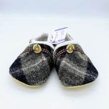 Load image into Gallery viewer, Harris Tweed Baby Shoes - grey check