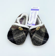 Load image into Gallery viewer, Harris Tweed Baby Shoes - grey check