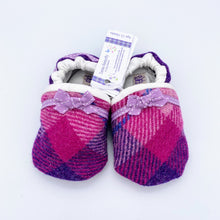 Load image into Gallery viewer, Harris Tweed Baby Shoes - purple check