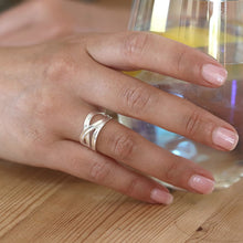 Load image into Gallery viewer, Sterling silver ring with multi strand crossover design