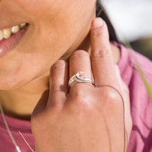 Load image into Gallery viewer, Wave Ring Set