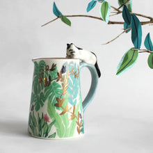Load image into Gallery viewer, Boulevard Cat Jug