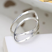 Load image into Gallery viewer, Sterling silver ring with double ellipse design