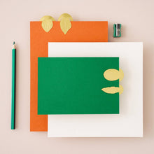 Load image into Gallery viewer, Brass Leaves Bookmarks Set
