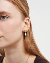 Load image into Gallery viewer, Niva Mistletoe Pear Earrings
