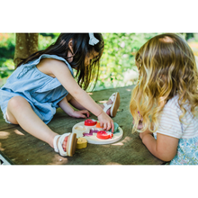 Load image into Gallery viewer, Happy Veggies Wooden Puzzle
