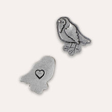 Load image into Gallery viewer, 'Robins Appear When Loved Ones Are Near' Token Card
