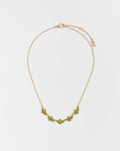 Load image into Gallery viewer, Oak Leaf Gold Choker Necklace
