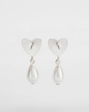 Load image into Gallery viewer, Niva Mistletoe Pear Earrings in Silver

