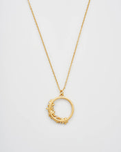 Load image into Gallery viewer, Floral Wreath Necklace
