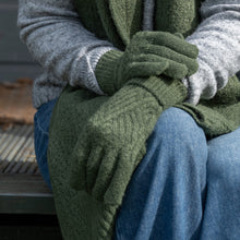 Load image into Gallery viewer, Charlotte Recycled Blend Moss Green Cable Knit Gloves
