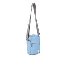 Load image into Gallery viewer, Bond Pocket Crossbody Bag in Retro Blue
