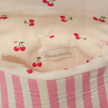 Load image into Gallery viewer, Cherry Kiss Scallop Bag
