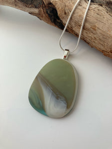 Glass pebble style pendant on necklace chain #154