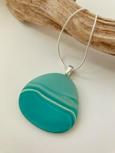 Glass pebble style pendant on necklace chain #158