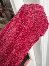 Load image into Gallery viewer, Molly Ladies Slipper Sock Raspberry
