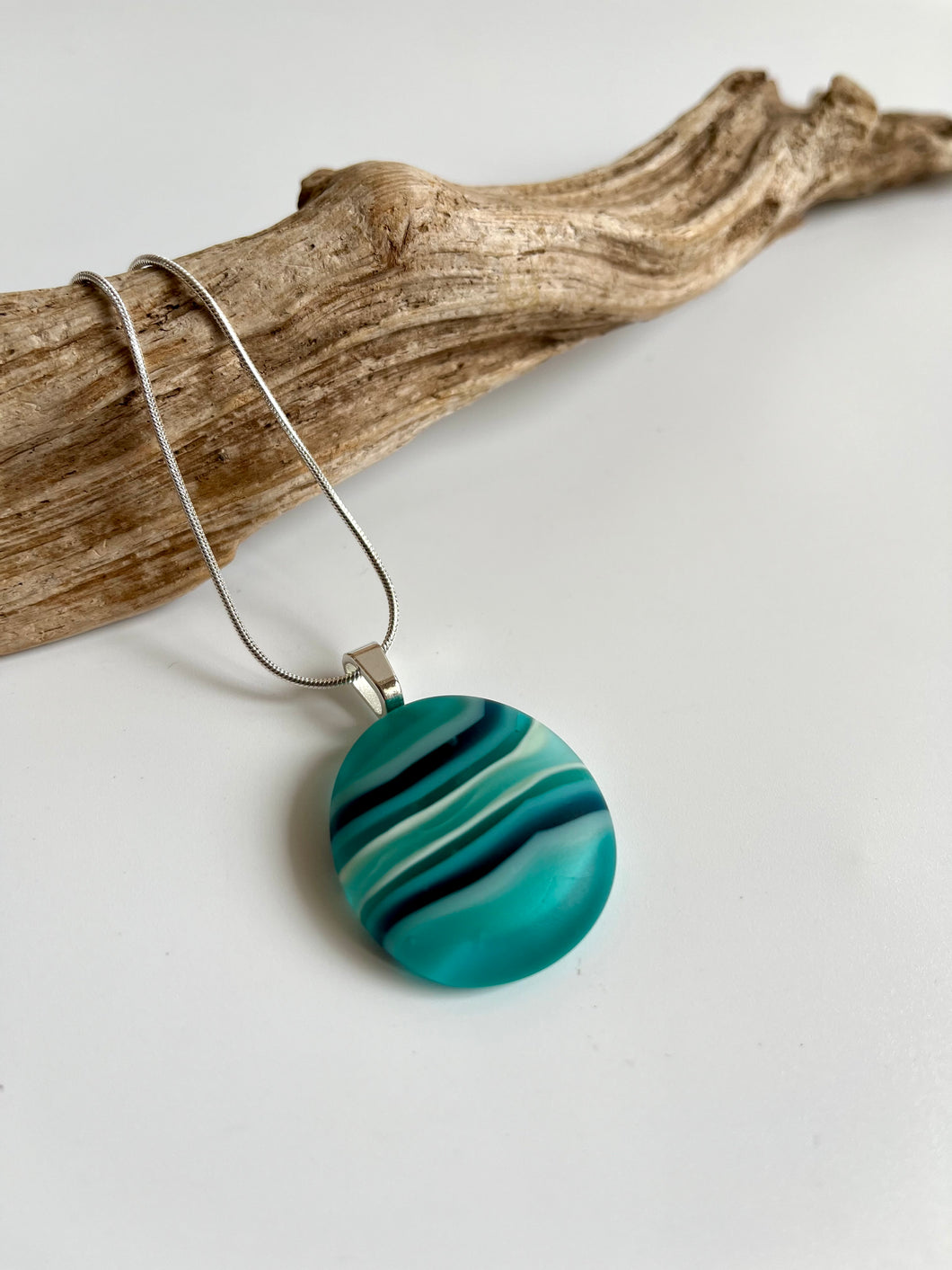 Glass pebble style pendant on necklace chain #175
