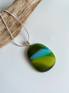 Glass pebble style pendant on necklace chain #176