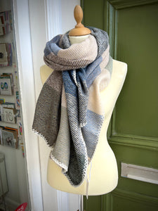 Hearth - Checked Winter Scarf
