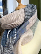 Load image into Gallery viewer, Hearth - Checked Winter Scarf
