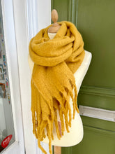 Load image into Gallery viewer, Butternut - Plain Winter Scarf
