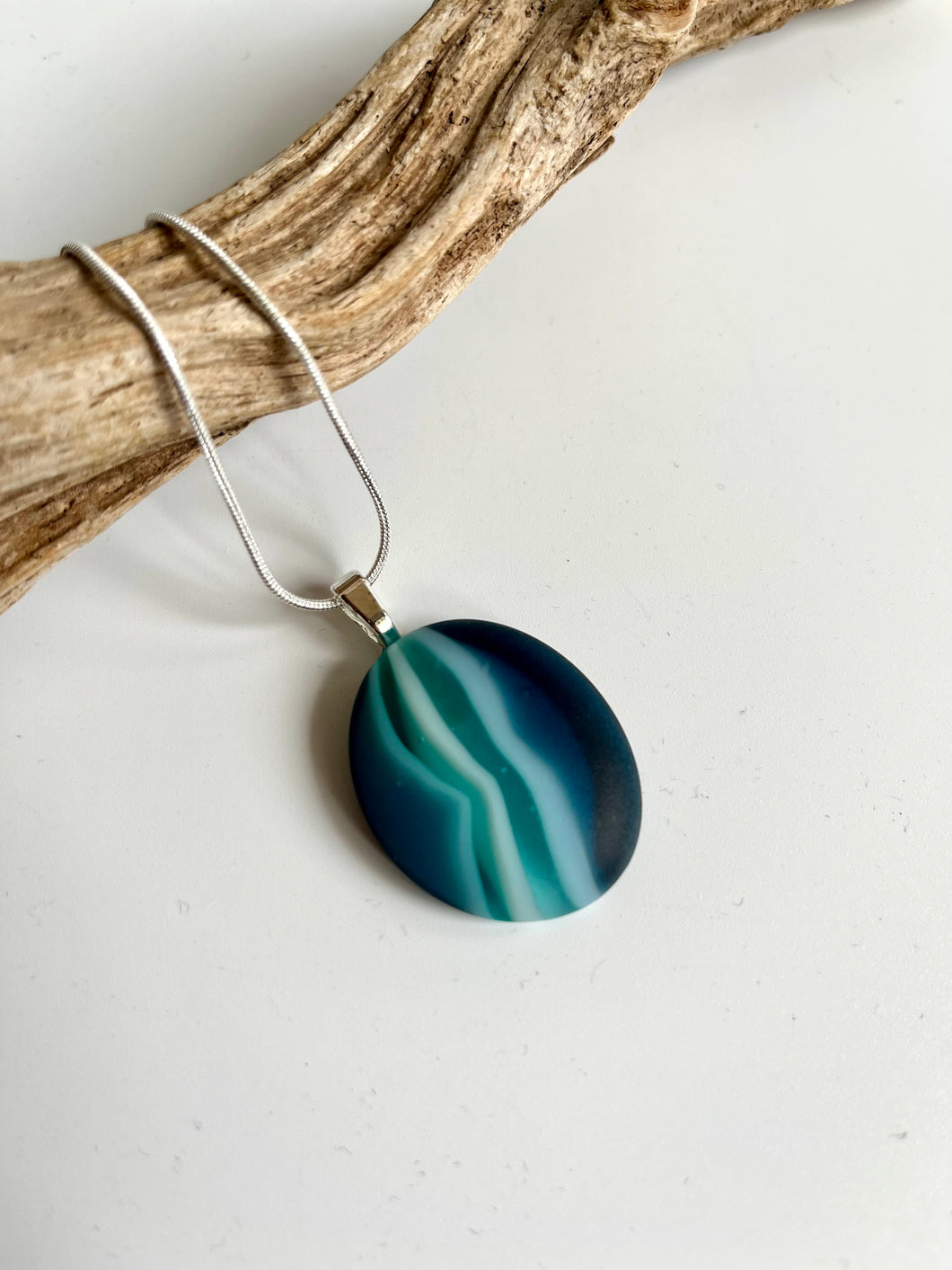 Glass pebble style pendant on necklace chain #166