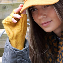 Load image into Gallery viewer, Mustard Ribbed Knitted Fingerless Gloves
