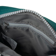 Load image into Gallery viewer, Bond Pocket Crossbody Bag in Teal
