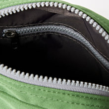 Load image into Gallery viewer, Bond Pocket Crossbody Bag in Artichoke
