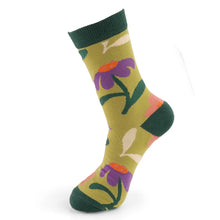 Load image into Gallery viewer, Miss Sparrow ladies bamboo socks retro floral lime
