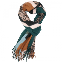 Load image into Gallery viewer, Zigzag Scarf in Green
