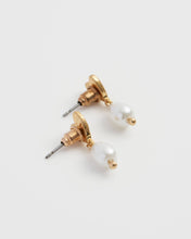 Load image into Gallery viewer, Forget-Me-Not Heart &amp; Pearl Earrings
