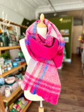 Load image into Gallery viewer, Dahlia - Tartan Winter Scarf

