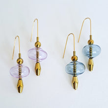 Load image into Gallery viewer, Gardena - glass bubble and hematite earrings - grey or mauve
