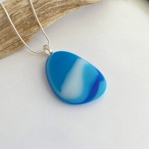 Glass pebble style pendant on chain #69