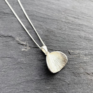 Petal Necklace