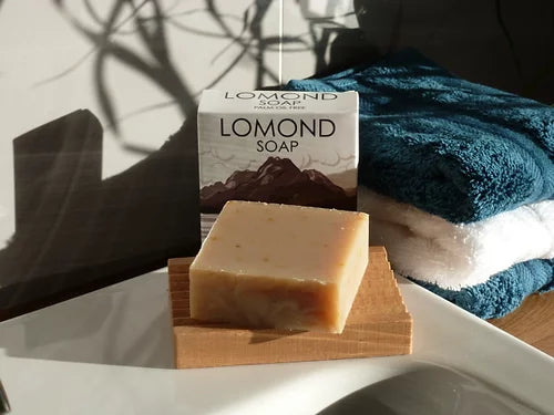 Lomond Soap bar - Goats Milk, Manuka Honey & Calendula (unscented)